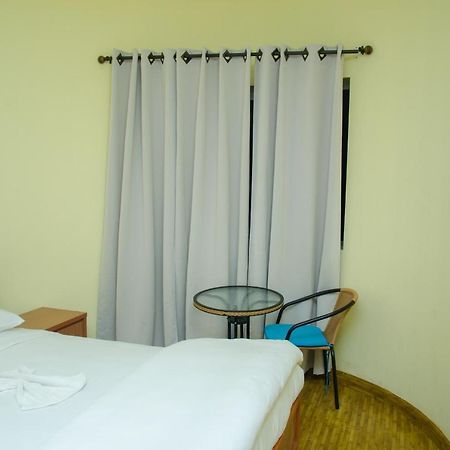 Maputo Residence Inn Bagian luar foto